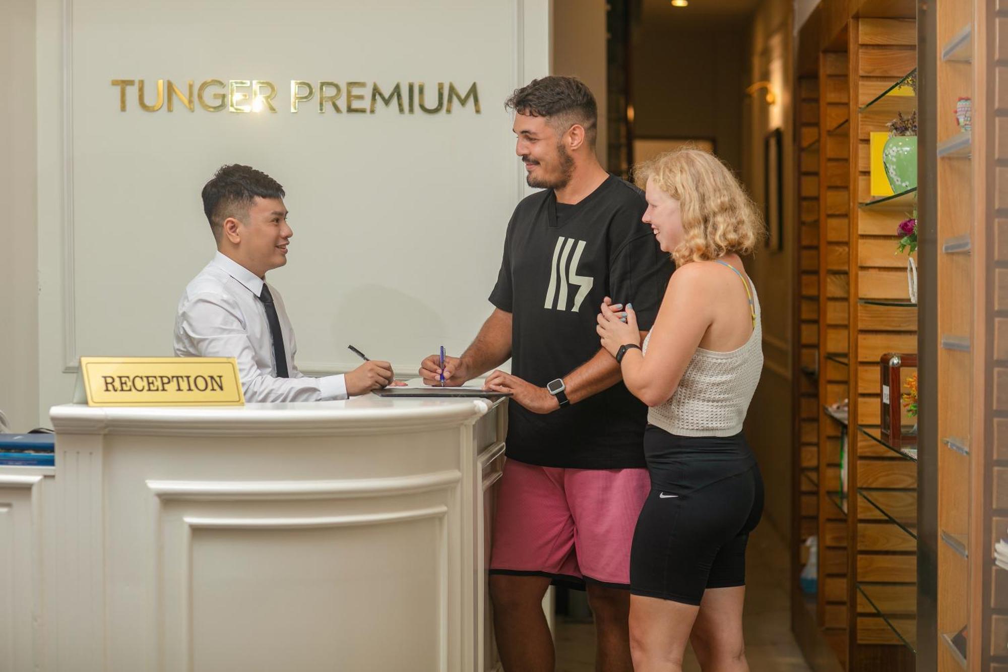 Hanoi Tunger Premium Hotel & Travel Zewnętrze zdjęcie